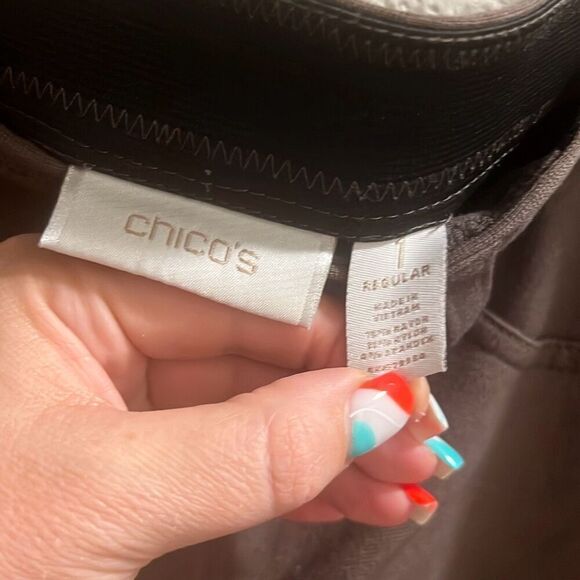 ✨Chico’s SO SLIMMING Peyton Sz 1 Green Pants✨ - Picture 8 of 8